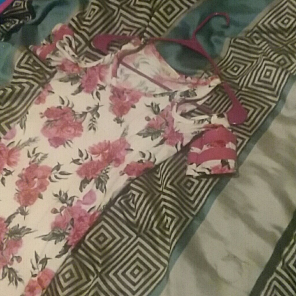 Dress - Picture 3 of 3
